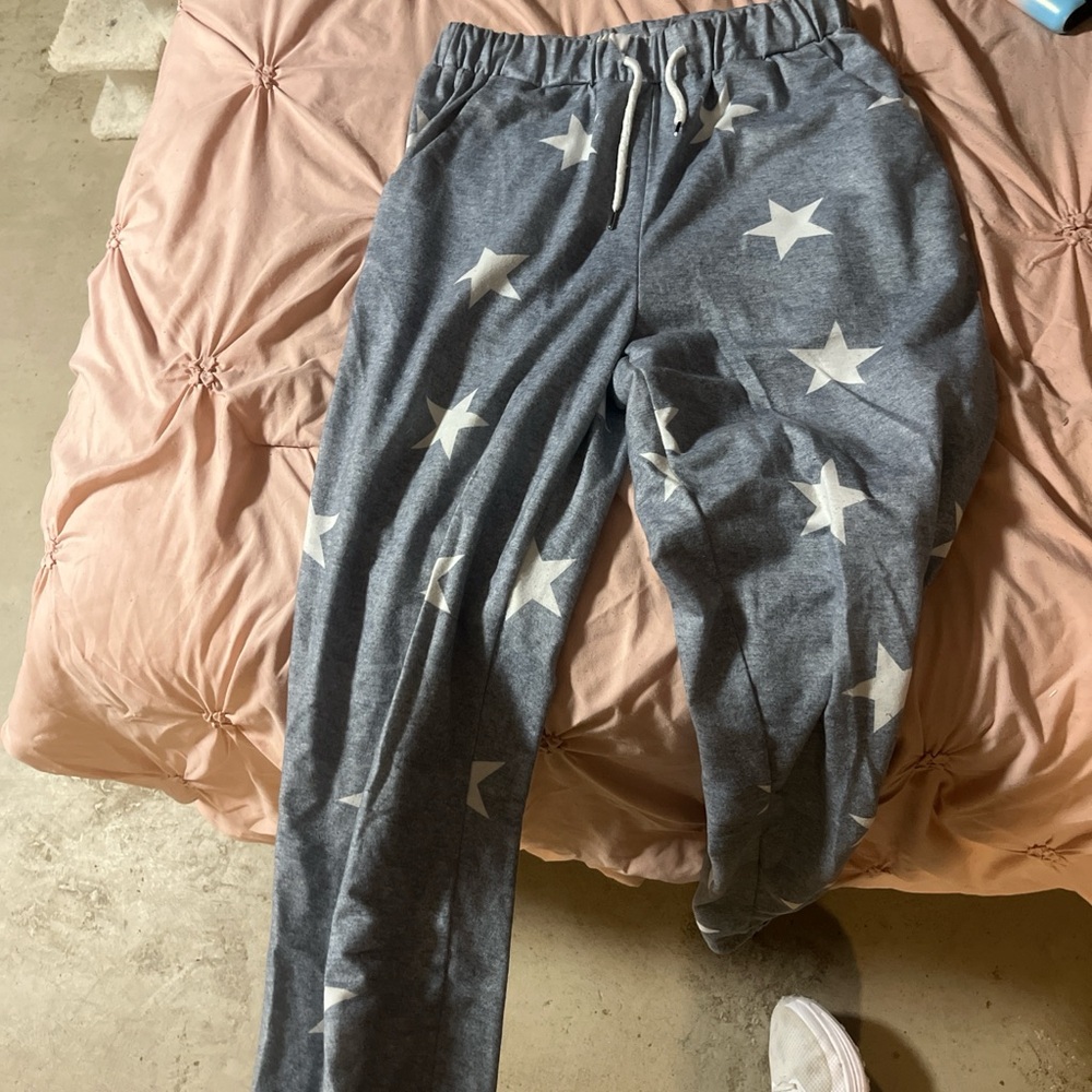 SHEIN Gray Star Print Joggers